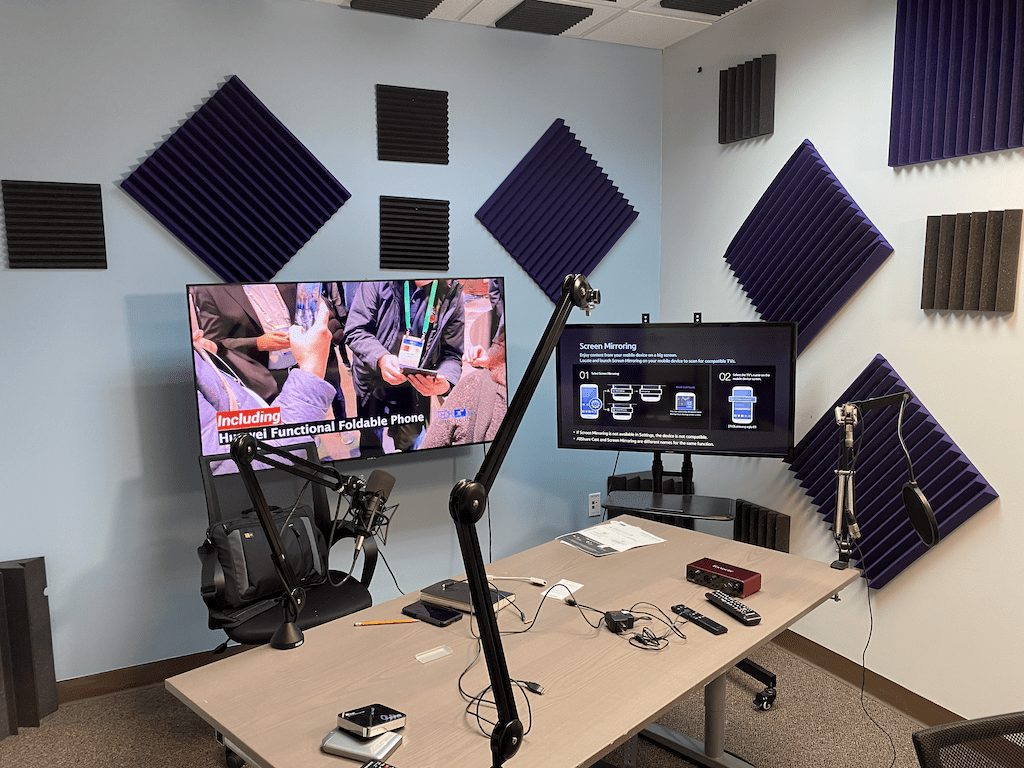 Studio 06